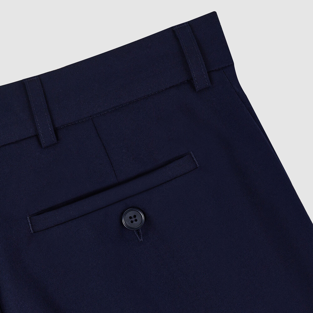 Medium 555 22154518 405     00 4