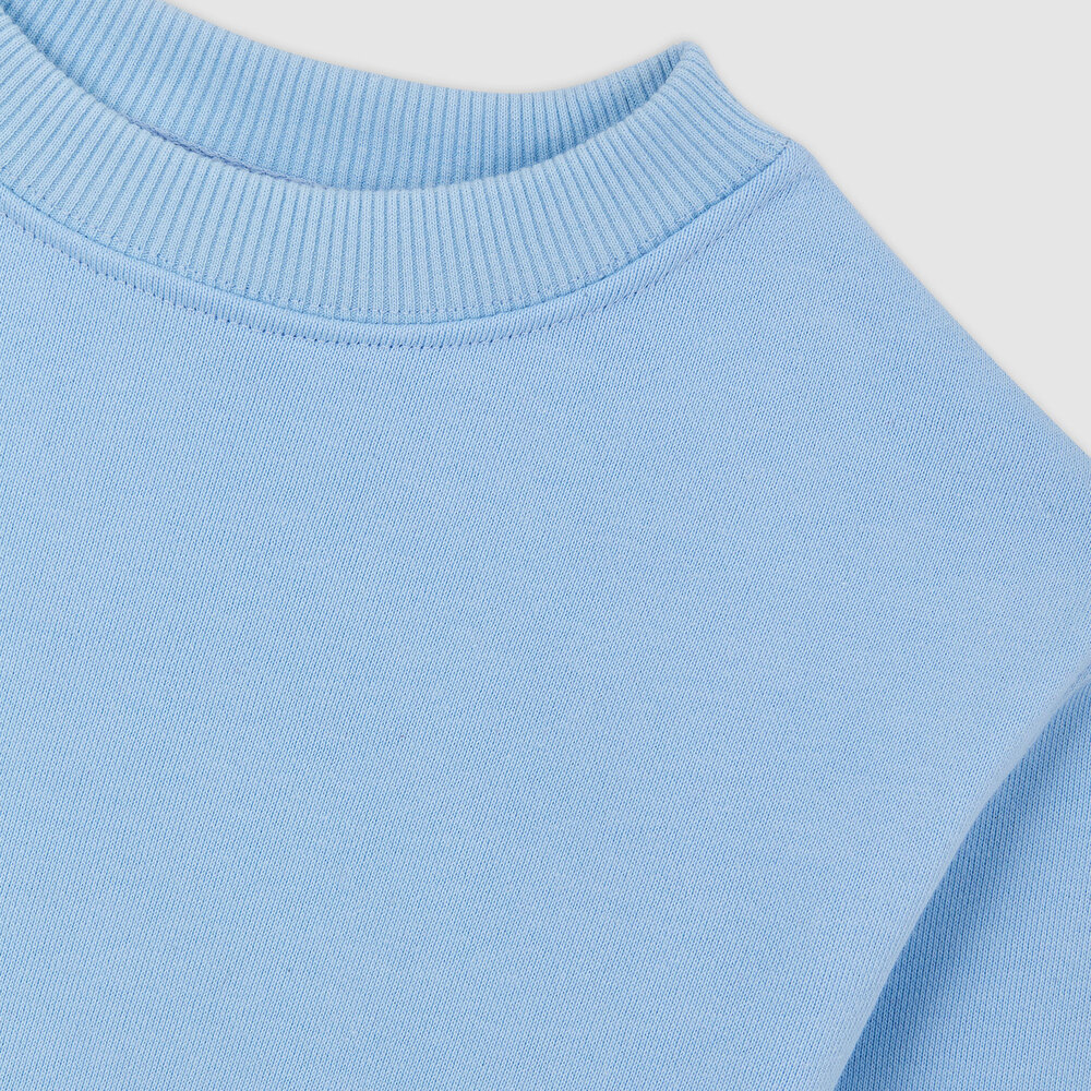 Medium 555 58491443 423     00 3