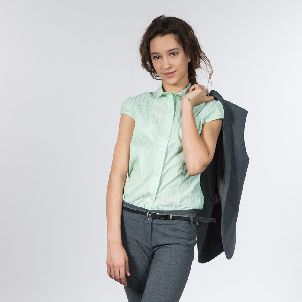 Блузка с короткими рукавами