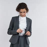 Жакет прилегающего силуэта из ткани повышенной износостойкости, на подкладке, серый цвет